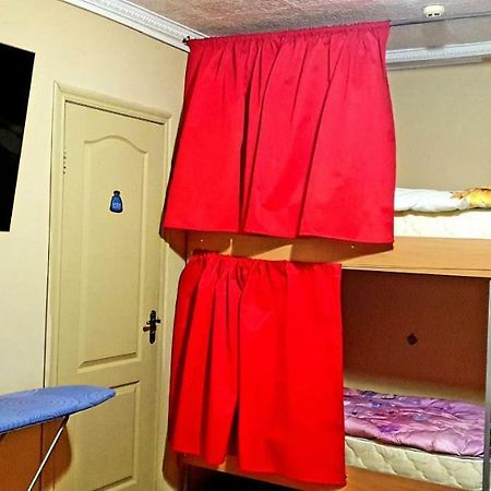 Hostel 777 Kiev Extérieur photo