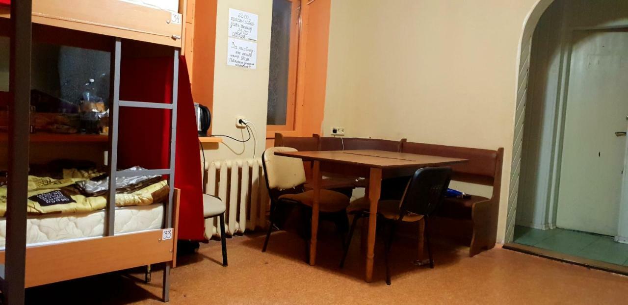 Hostel 777 Kiev Extérieur photo