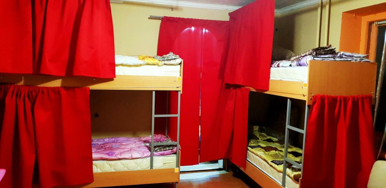 Hostel 777 Kiev Extérieur photo